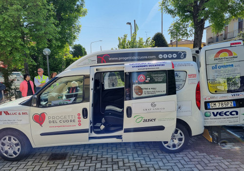 27.04.2023 - DUNA TOGETHER WITH PROGETTI DEL CUORE: new means of transport for the Carpi territory